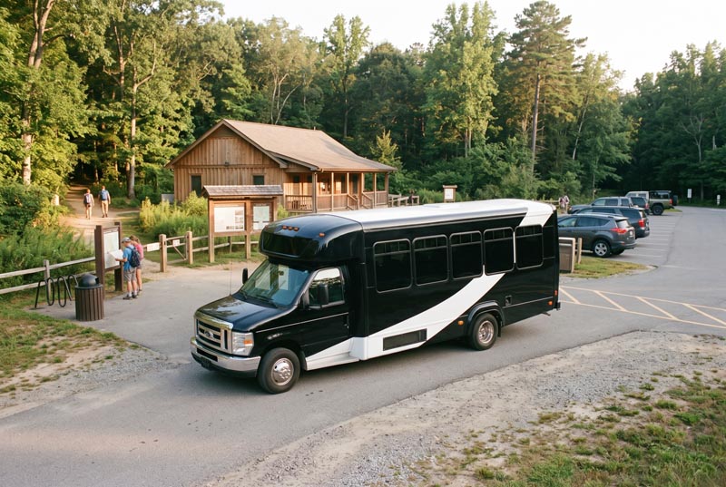 School Field Trip Minibus Rentals in Los Angeles, CA